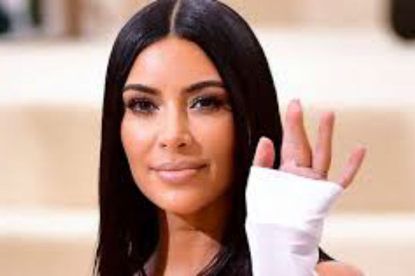 Kim Kardashian ve Okul İtirafı