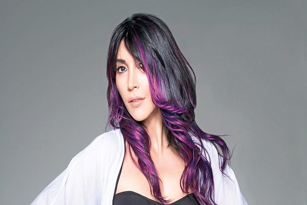 Hande Yener Takipçisine Fena Çıkıştı!