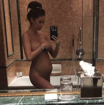 laura-cartel-ciplak-hamilelik-fotografi