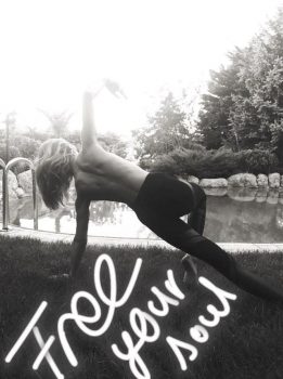 sezel-yereli-ustsuz-fotografini-paylasti_2