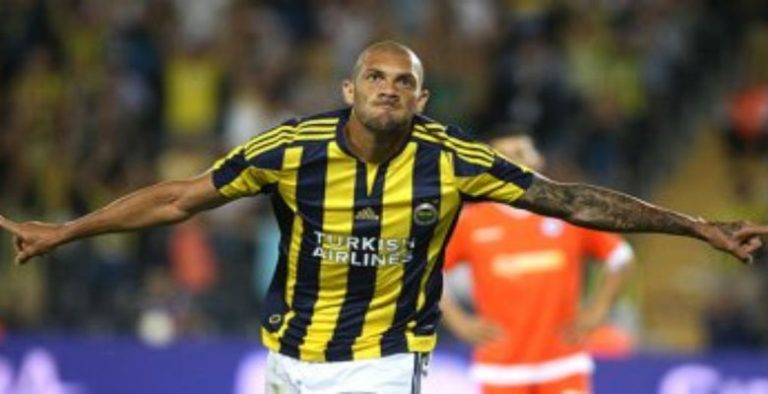 Fenerbahçeli Fernandao, Yatak Odasından Görüntüler Paylaştı!