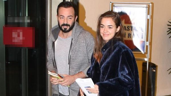 bensu-soral-sevgilisi-ile-hastanelik-oldu