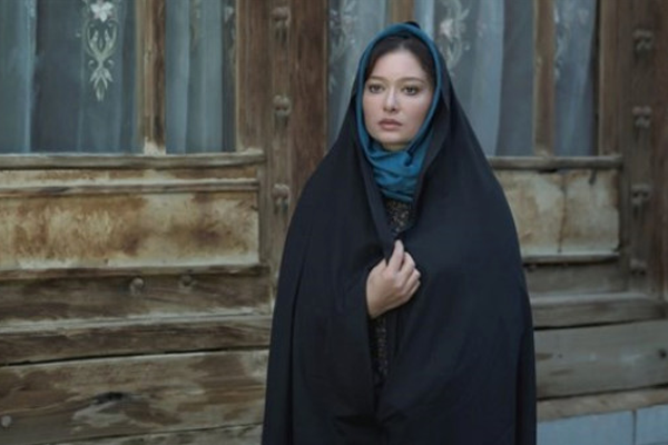 Nurgül Yeşilçay Çarşafa Girdi!