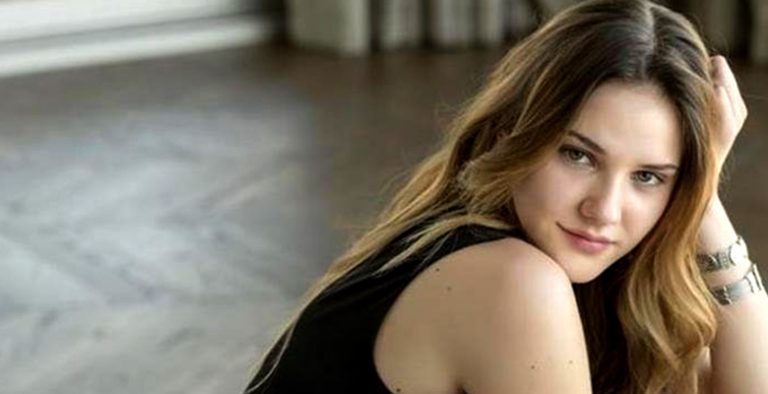 Alina Boz yeni bir aşka yelken açtı!