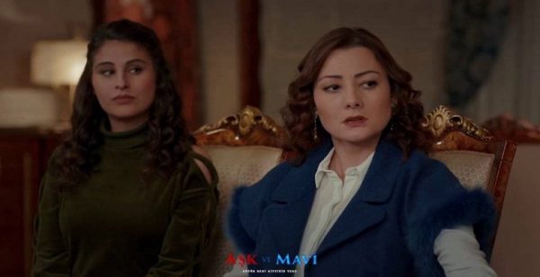 Aşk ve Mavi Selin Dumlugöl