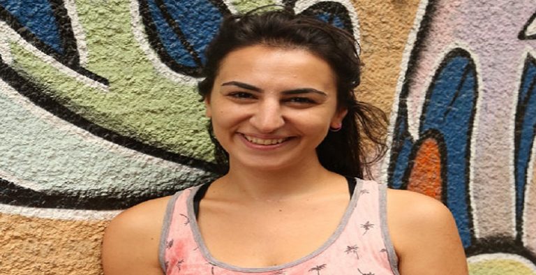 Ezgi Coşkun Kimdir?