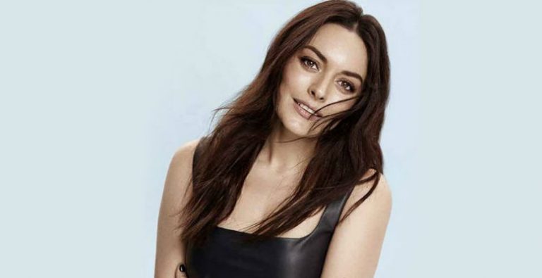 Ezgi Mola:’’Hayalimi Gerçekleştirdim’’