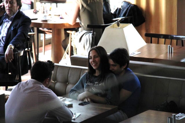 hulya-avsar-kizi-zehra-nin-erkek-arkadasi