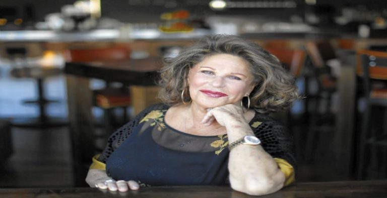 Ünlü Oyuncu Markette Hırsızlık Yaparken Yakalandı!