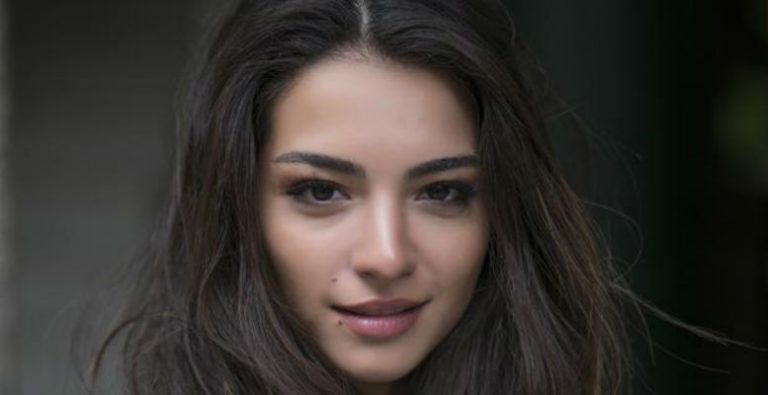 Melisa Aslı Pamuk Kimdir?