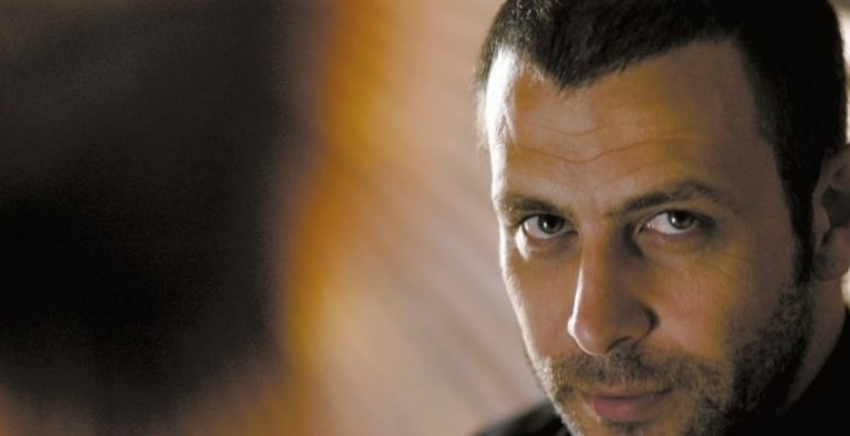 Nejat İşler Yeni İmajı İle Görüldü