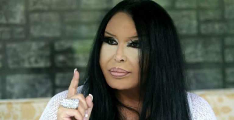 Son Dakika:Bülent Ersoy Yoğun Bakımda! 1 Ay Sahneye Çıkamayacak