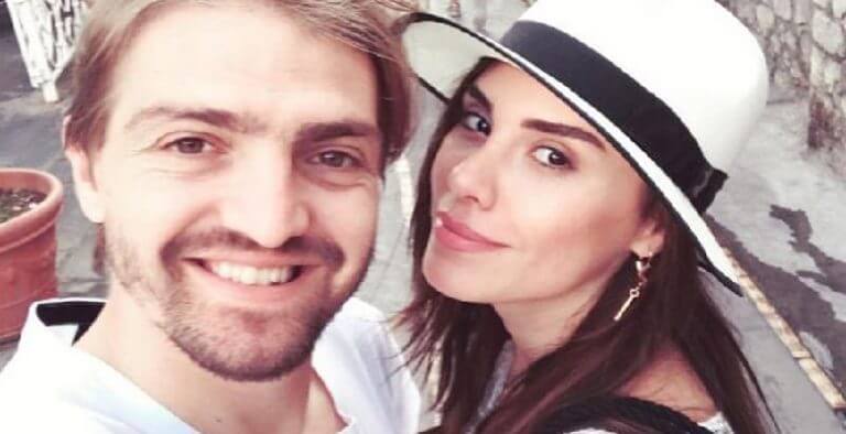 Şükran Ovalı’dan bebek müjdesi!