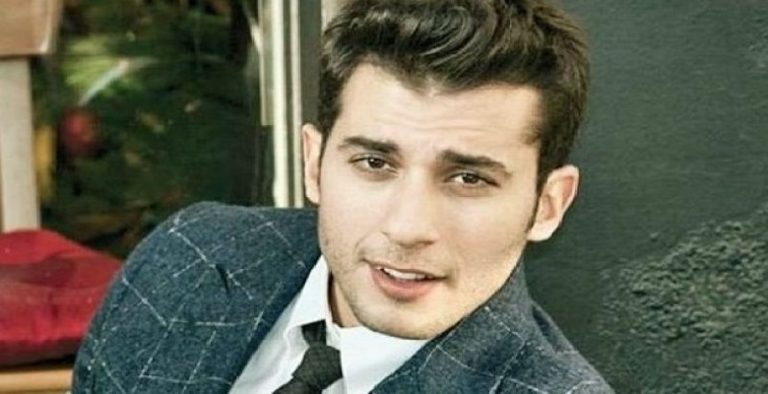 Fırat Altunmeşe kimdir?