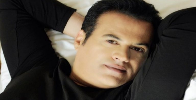 Hakan Peker annesinin fotoğrafını paylaştı, görenler abla-kardeş sandı