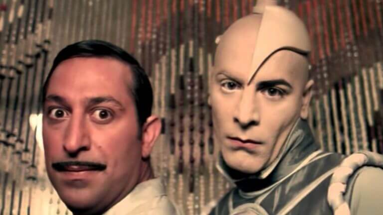 Arif V 216 filmindeki muhteşem göndermeler