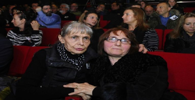 Münir Özkul’un eski eşi Suna Selen’den, Özkul’un eşi Umman Özkul’a vefa örneği! Cenazede destek oldu…