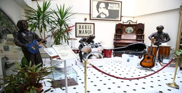 Ünlü Sanatçı Barış Manço Aramızdan Ayrılışının 19. Yılında Kadıköy’de Anılacak