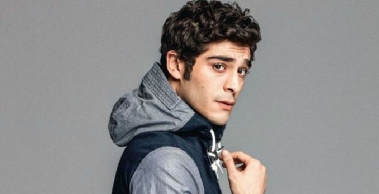 Burak Deniz doğum gününü hamamda kutladı