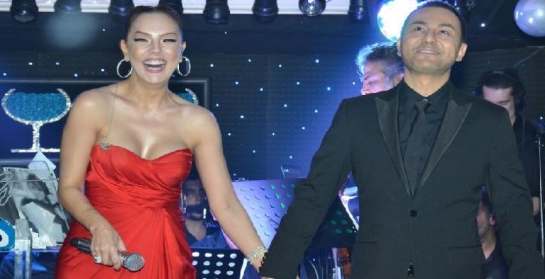 Serdar Ortaç, Ebru Gündeş’in önünde diz çöküp özür diledi!