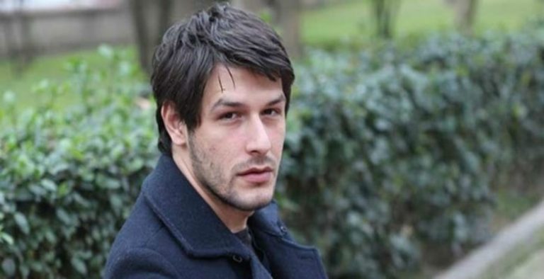 Fırat Albayram Kimdir?