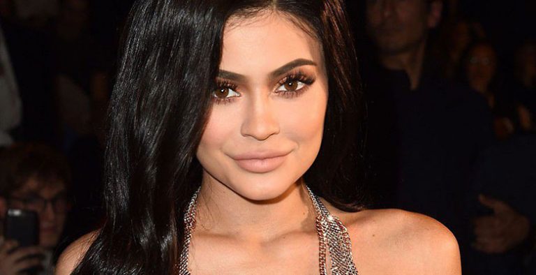 Kylie Jenner’a 1.4 milyon dolarlık doğum hediyesi