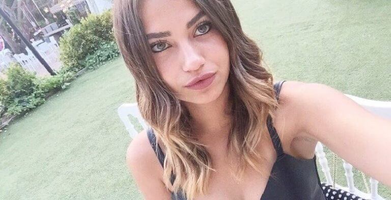 Aleyna Solaker kimdir?