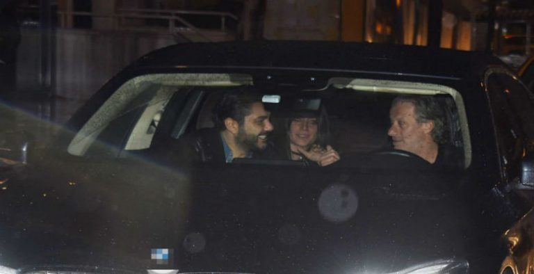 İhanet Sonrası Boşanmışlardı! İki Esmer Güzelle Yakalandı