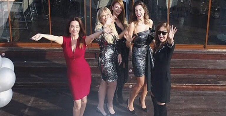 Sosyetik Ev Kadınları İlk Bölümde Neler Oldu