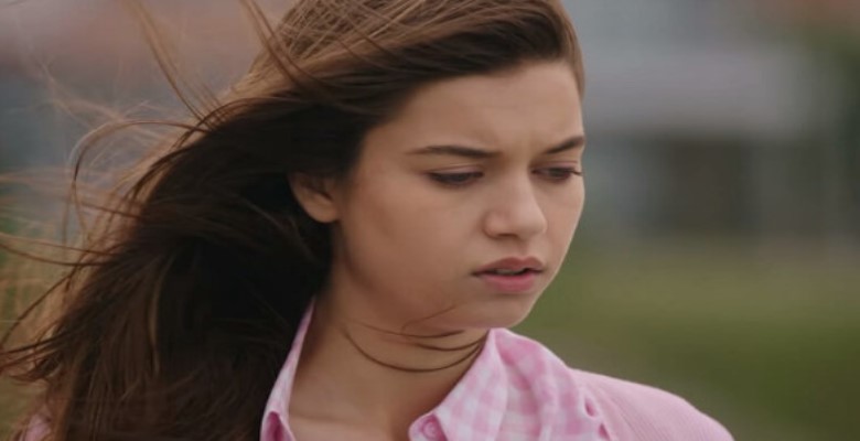 Afra Saraçoğlu Yüzünden Dizi Setinden Kovuldu!