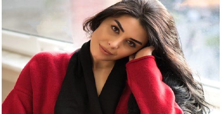 Büşra Cebe kimdir?