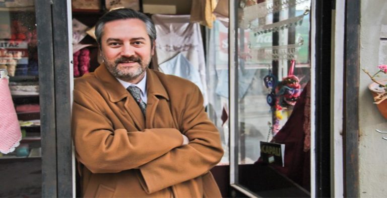 Erdal Bilingen Kimdir