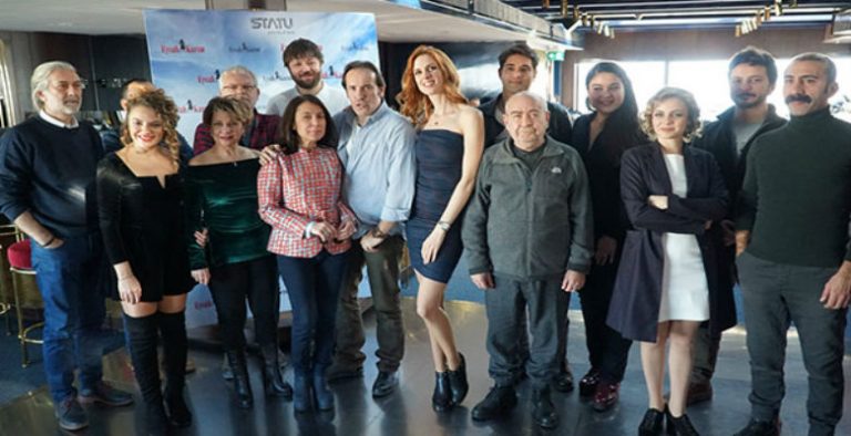 Asuman Dabak ve Wilma Elles Hayranlarına Müjde!