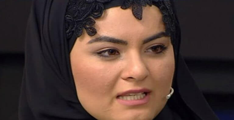 Bir Türlü Evlenemeyen Hanife’nin Takipçileri Baskı Yapıyor!