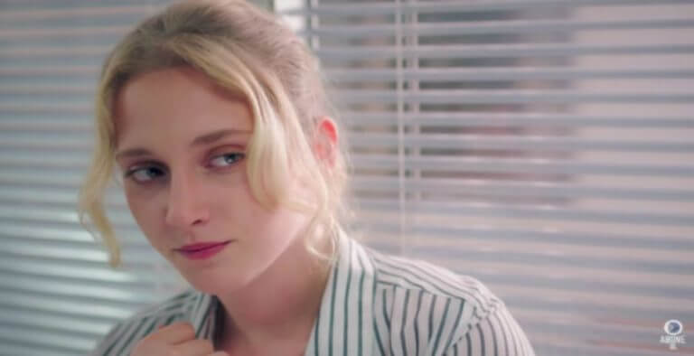 Ufak Tefek Cinayetler’in Genç Oyuncusundan Direk Dansı