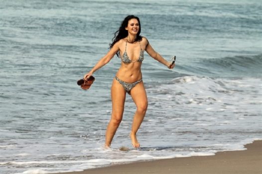 Natasha Blasick'in Eğlenceli Tatili!