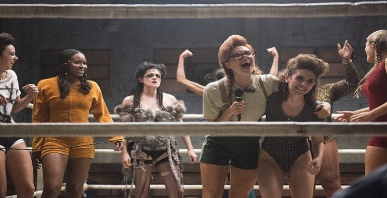 Netflix Dizileriyle Moda Tarihinde Yolculuk…