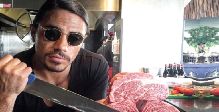 Nusret Yeni Tarzıyla Olay Oldu!