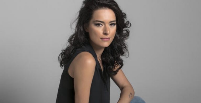 Şafak Pekdemir Kimdir?