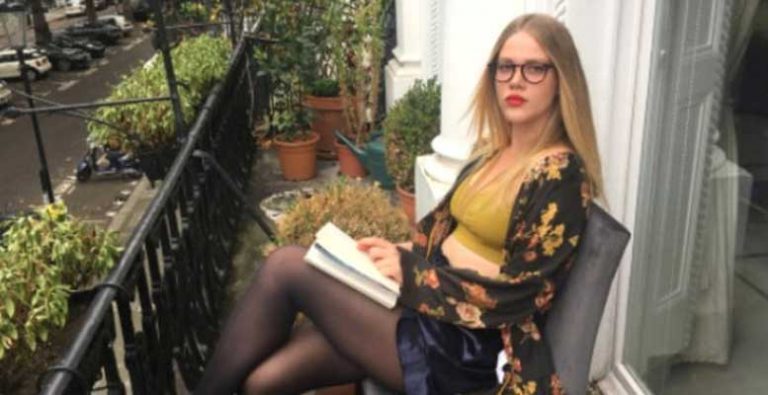 Çıplak Fotoğrafı Yayınlanan Serel Yereli, Oyunculuğu Bıraktı