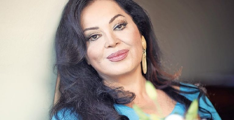 Ünlü sanatçı Türkan Şoray oyunculuğu bıraktı! Türkan Şoray’ın unutulmaz filmleri…