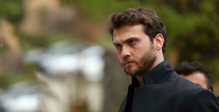 Çukur Dizisi Televizyon Tarihinde Bir İlke İmza Attı!