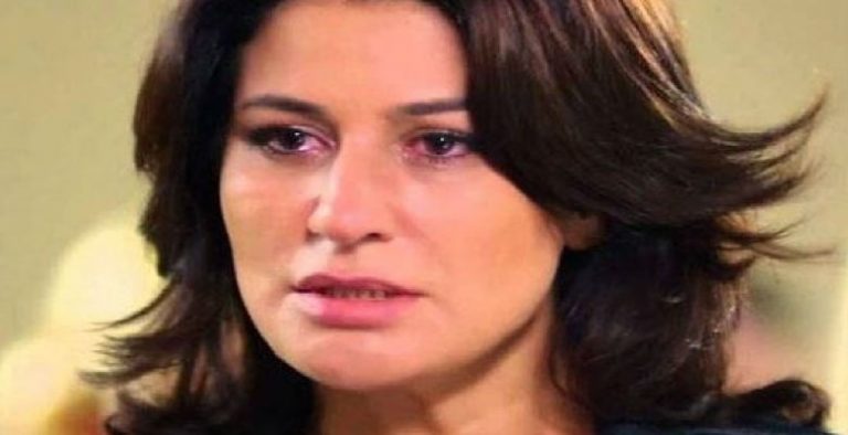 İclal Aydın Kimdir?