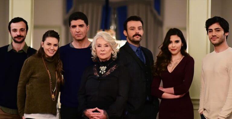 İstanbullu Gelin’de yaprak dökümü. Üç ana karakter birden diziden ayrılıyor!