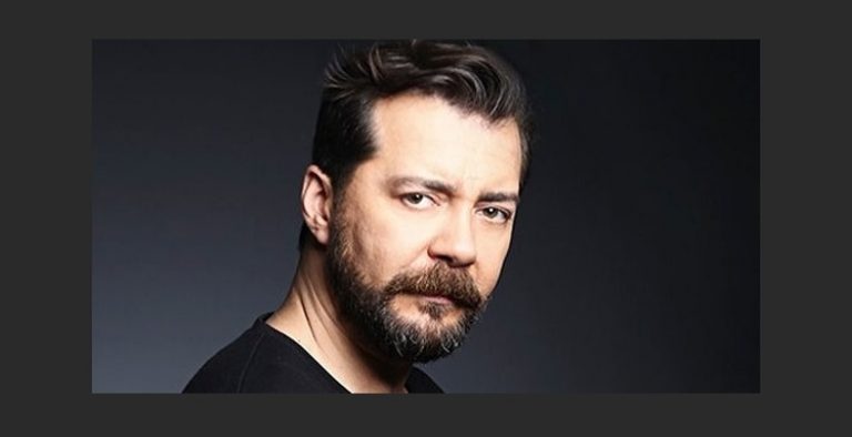 Ünlü Oyuncuya, Dişlerini Kırana Kadar ‘Öpme’ Dayağı!