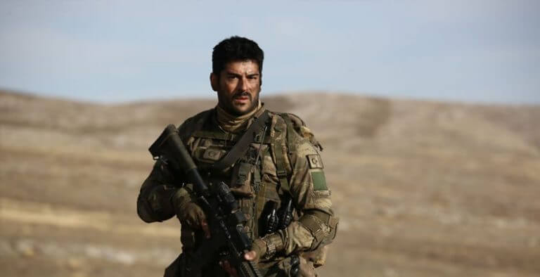 Burak Özçivit 10 kilo verince hayatında çok şey değişti!