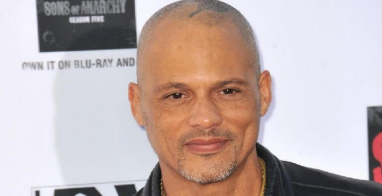 Ünlü oyuncunun oğlu feci şekilde intihar etti!