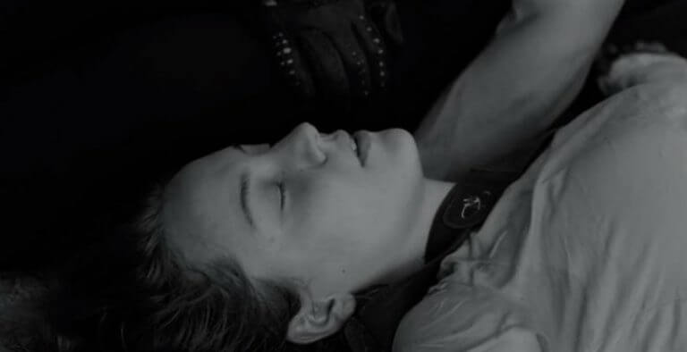 Avlu Dizisinde Ecem Öldü Mü? Eslem Akar Başka Proje İçin Avlu Dizisine Veda Mı Etti?