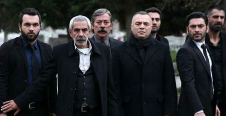 Dizilerin Son Haftalarda Reytingleri Düşüyor, Düşmeye de Devam Edecek! Peki Neden?