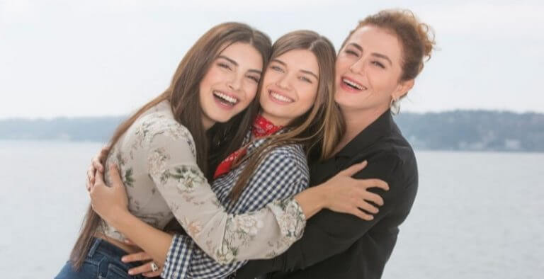 Deniz Baysal o sahne yüzünden travma geçirmiş!